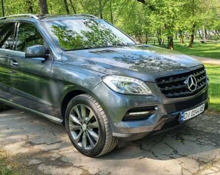 Мерседес М-Класс 2013 в Ирпене на Automoto.ua Серый Мерседес М-Класс, объемом двигателя 2.99 л и пробегом 226 тыс. км за 19600 $, фото 3 на Automoto.ua