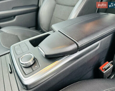 Серый Мерседес М-Класс, объемом двигателя 2.2 л и пробегом 102 тыс. км за 26500 $, фото 42 на Automoto.ua