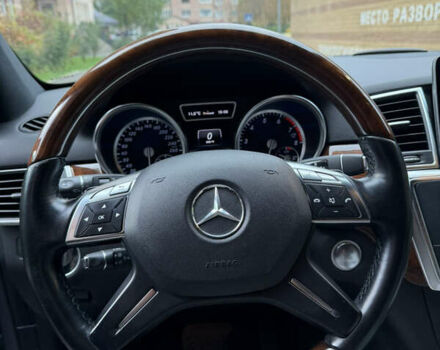 Сірий Мерседес М-Клас, об'ємом двигуна 3.5 л та пробігом 266 тис. км за 24500 $, фото 18 на Automoto.ua