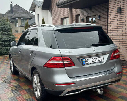 Серый Мерседес М-Класс, объемом двигателя 2.99 л и пробегом 364 тыс. км за 19999 $, фото 3 на Automoto.ua