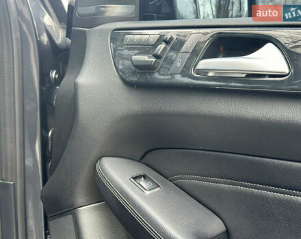 Серый Мерседес М-Класс, объемом двигателя 2.99 л и пробегом 199 тыс. км за 22900 $, фото 40 на Automoto.ua