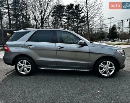 Сірий Мерседес М-Клас, об'ємом двигуна 3.5 л та пробігом 270 тис. км за 20200 $, фото 3 на Automoto.ua