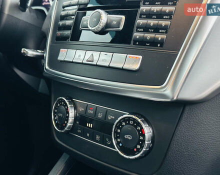 Серый Мерседес М-Класс, объемом двигателя 2.2 л и пробегом 102 тыс. км за 26500 $, фото 46 на Automoto.ua