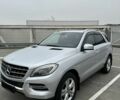 Сірий Мерседес М-Клас, об'ємом двигуна 2.99 л та пробігом 164 тис. км за 21000 $, фото 1 на Automoto.ua