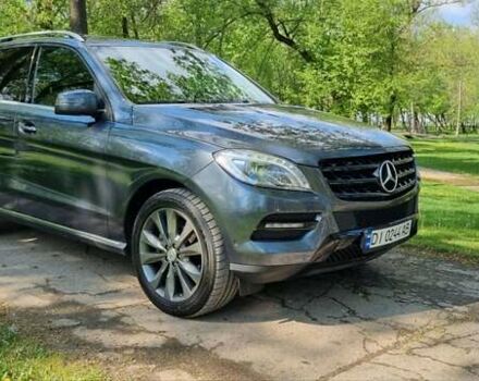 Мерседес М-Класс 2013 в Ирпене на Automoto.ua Серый Мерседес М-Класс, объемом двигателя 2.99 л и пробегом 226 тыс. км за 19600 $, фото 12 на Automoto.ua