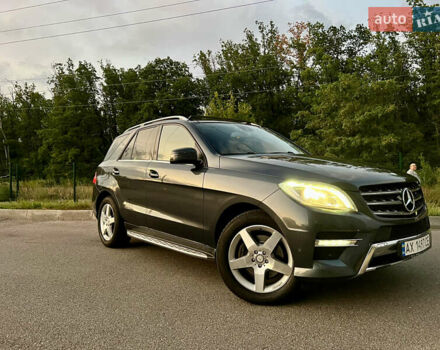 Мерседес М-Класс 2013 в Харькове на Automoto.ua Серый Мерседес М-Класс, объемом двигателя 2.14 л и пробегом 287 тыс. км за 18700 $, фото 8 на Automoto.ua