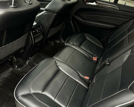 Серый Мерседес М-Класс, объемом двигателя 3.5 л и пробегом 236 тыс. км за 18500 $, фото 9 на Automoto.ua