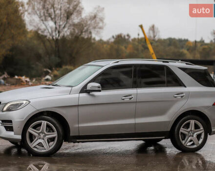 Серый Мерседес М-Класс, объемом двигателя 2.14 л и пробегом 170 тыс. км за 23999 $, фото 5 на Automoto.ua