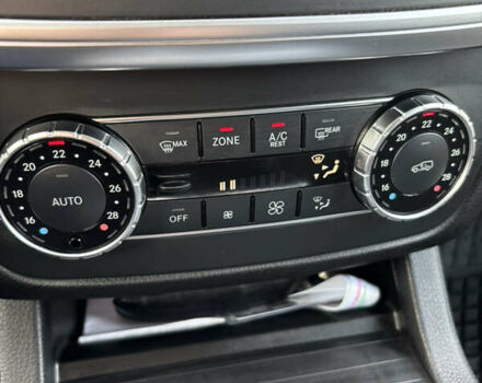 Серый Мерседес М-Класс, объемом двигателя 2.99 л и пробегом 186 тыс. км за 25000 $, фото 29 на Automoto.ua