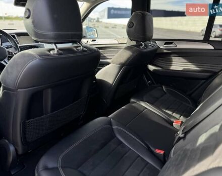 Мерседес М-Класс 2013 в Львове на Automoto.ua Серый Мерседес М-Класс, объемом двигателя 2.99 л и пробегом 188 тыс. км за 23000 $, фото 26 на Automoto.ua