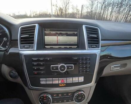 Сірий Мерседес М-Клас, об'ємом двигуна 2.99 л та пробігом 350 тис. км за 21500 $, фото 31 на Automoto.ua