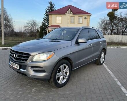Сірий Мерседес М-Клас, об'ємом двигуна 2.99 л та пробігом 350 тис. км за 21500 $, фото 2 на Automoto.ua