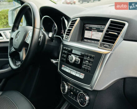 Серый Мерседес М-Класс, объемом двигателя 2.2 л и пробегом 102 тыс. км за 26500 $, фото 18 на Automoto.ua