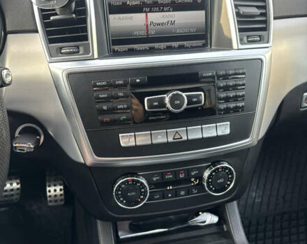 Серый Мерседес М-Класс, объемом двигателя 2.99 л и пробегом 186 тыс. км за 25000 $, фото 30 на Automoto.ua