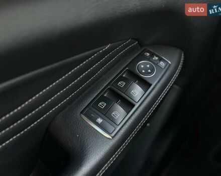 Мерседес М-Класс 2013 в Львове на Automoto.ua Серый Мерседес М-Класс, объемом двигателя 2.99 л и пробегом 188 тыс. км за 23000 $, фото 21 на Automoto.ua