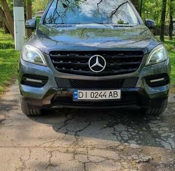 Мерседес М-Класс 2013 в Ирпене на Automoto.ua Серый Мерседес М-Класс, объемом двигателя 2.99 л и пробегом 226 тыс. км за 19600 $, фото 14 на Automoto.ua