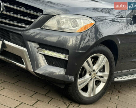 Серый Мерседес М-Класс, объемом двигателя 2.99 л и пробегом 199 тыс. км за 22900 $, фото 8 на Automoto.ua