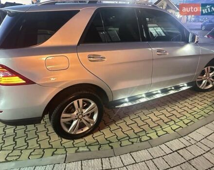 Серый Мерседес М-Класс, объемом двигателя 2.14 л и пробегом 244 тыс. км за 21500 $, фото 8 на Automoto.ua