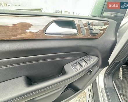 Серый Мерседес М-Класс, объемом двигателя 2.14 л и пробегом 244 тыс. км за 21500 $, фото 12 на Automoto.ua