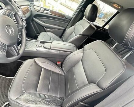 Серый Мерседес М-Класс, объемом двигателя 2.14 л и пробегом 244 тыс. км за 21500 $, фото 9 на Automoto.ua