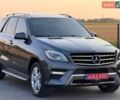 Сірий Мерседес М-Клас, об'ємом двигуна 3 л та пробігом 139 тис. км за 24999 $, фото 1 на Automoto.ua