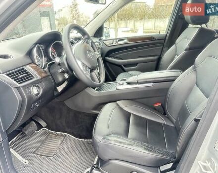 Серый Мерседес М-Класс, объемом двигателя 2.14 л и пробегом 244 тыс. км за 21500 $, фото 14 на Automoto.ua