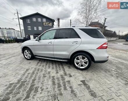 Серый Мерседес М-Класс, объемом двигателя 2.14 л и пробегом 244 тыс. км за 21500 $, фото 21 на Automoto.ua