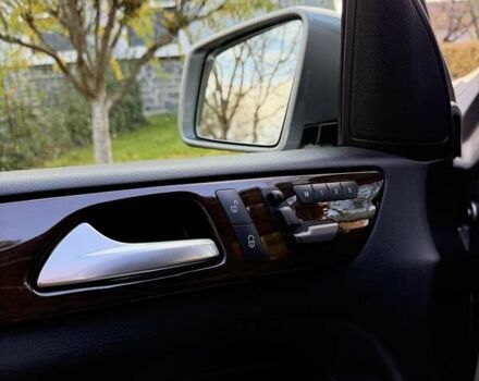 Серый Мерседес М-Класс, объемом двигателя 3.5 л и пробегом 180 тыс. км за 20900 $, фото 15 на Automoto.ua