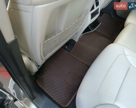 Серый Мерседес М-Класс, объемом двигателя 2.1 л и пробегом 250 тыс. км за 22000 $, фото 12 на Automoto.ua