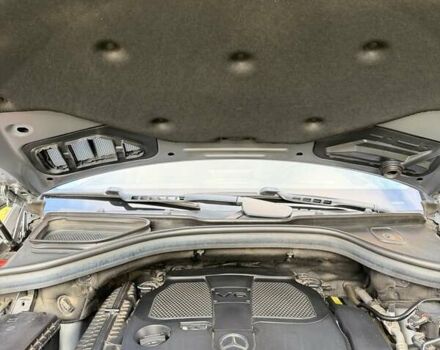 Серый Мерседес М-Класс, объемом двигателя 3.5 л и пробегом 180 тыс. км за 20900 $, фото 26 на Automoto.ua