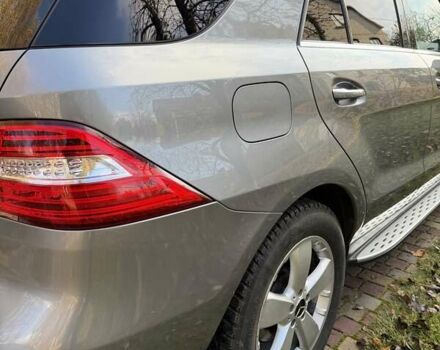 Серый Мерседес М-Класс, объемом двигателя 3.5 л и пробегом 180 тыс. км за 20900 $, фото 9 на Automoto.ua