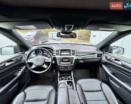 Серый Мерседес М-Класс, объемом двигателя 2.99 л и пробегом 285 тыс. км за 27500 $, фото 11 на Automoto.ua