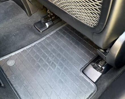 Серый Мерседес М-Класс, объемом двигателя 3.5 л и пробегом 180 тыс. км за 20900 $, фото 36 на Automoto.ua