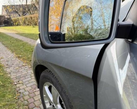 Серый Мерседес М-Класс, объемом двигателя 3.5 л и пробегом 180 тыс. км за 20900 $, фото 2 на Automoto.ua