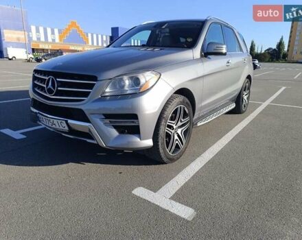 Серый Мерседес М-Класс, объемом двигателя 2.1 л и пробегом 250 тыс. км за 22000 $, фото 5 на Automoto.ua