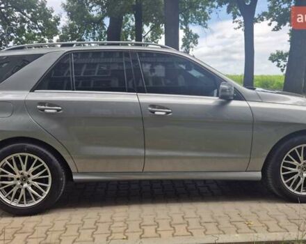 Серый Мерседес М-Класс, объемом двигателя 2.99 л и пробегом 103 тыс. км за 31000 $, фото 3 на Automoto.ua