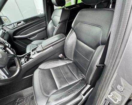 Серый Мерседес М-Класс, объемом двигателя 2.99 л и пробегом 285 тыс. км за 27500 $, фото 15 на Automoto.ua