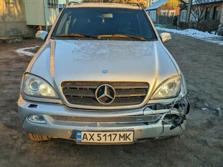 Мерседес М-Класс 2000 в Харькове на Automoto.ua Серый Мерседес М-Класс, объемом двигателя 4.3 л и пробегом 500 тыс. км за 5000 $, фото 1 на Automoto.ua