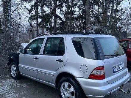 Серый Мерседес М-Класс, объемом двигателя 2.7 л и пробегом 361 тыс. км за 6000 $, фото 1 на Automoto.ua