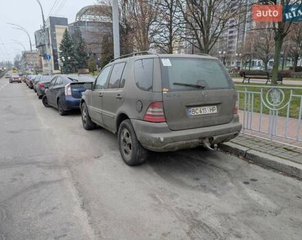 Сірий Мерседес М-Клас, об'ємом двигуна 2.7 л та пробігом 520 тис. км за 4000 $, фото 1 на Automoto.ua