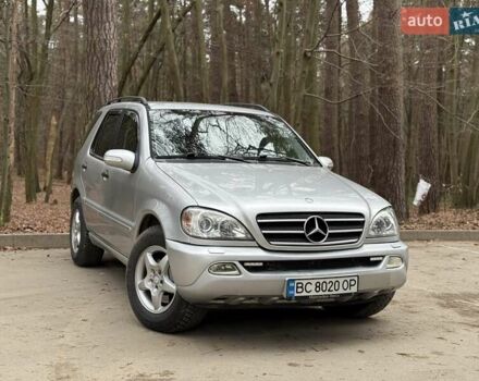 Серый Мерседес М-Класс, объемом двигателя 2.69 л и пробегом 309 тыс. км за 7500 $, фото 1 на Automoto.ua