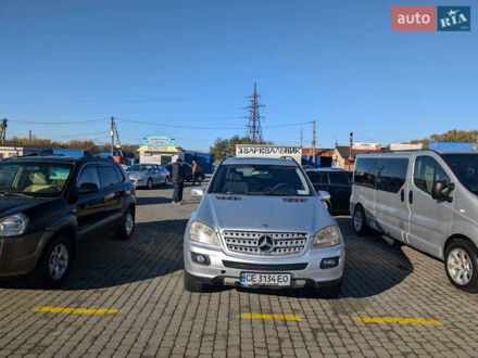 Мерседес М-Клас 2005 у Чернівцях на Automoto.ua Сірий Мерседес М-Клас, об'ємом двигуна 3 л та пробігом 380 тис. км за 10500 $, фото 1 на Automoto.ua