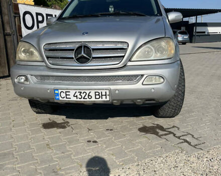 Серый Мерседес М-Класс, объемом двигателя 2.69 л и пробегом 232 тыс. км за 9800 $, фото 1 на Automoto.ua