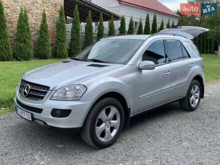 Мерседес М-Класс 2006 в Бродах на Automoto.ua Серый Мерседес М-Класс, объемом двигателя 2.99 л и пробегом 325 тыс. км за 12700 $, фото 1 на Automoto.ua