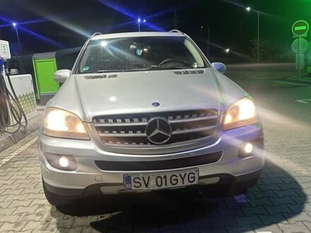 Серый Мерседес М-Класс, объемом двигателя 0 л и пробегом 320 тыс. км за 6200 $, фото 1 на Automoto.ua