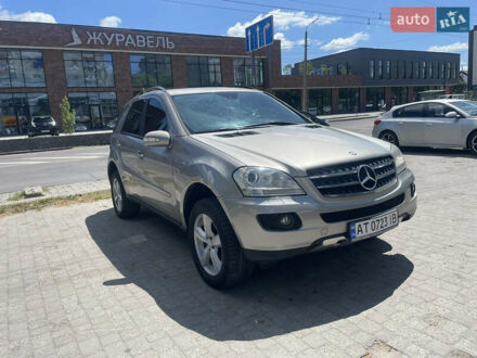 Мерседес М-Клас 2007 у Івано-Франківську на Automoto.ua Сірий Мерседес М-Клас, об'ємом двигуна 2.99 л та пробігом 298 тис. км за 10800 $, фото 1 на Automoto.ua