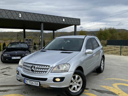 Мерседес М-Класс 2007 в Тячеве на Automoto.ua Серый Мерседес М-Класс, объемом двигателя 2.99 л и пробегом 260 тыс. км за 10500 $, фото 1 на Automoto.ua