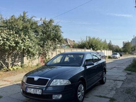 Сірий Мерседес М-Клас, об'ємом двигуна 3.5 л та пробігом 128 тис. км за 12500 $, фото 1 на Automoto.ua