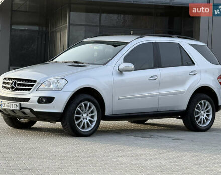 Серый Мерседес М-Класс, объемом двигателя 3 л и пробегом 275 тыс. км за 14800 $, фото 1 на Automoto.ua