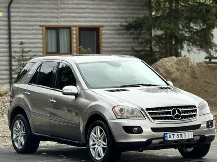 Сірий Мерседес М-Клас, об'ємом двигуна 2.99 л та пробігом 404 тис. км за 12500 $, фото 1 на Automoto.ua